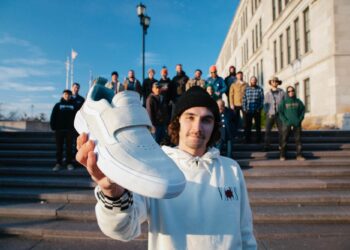 Kyle Walker shows the Vans Kyle Walker Pro 2 skate shoe