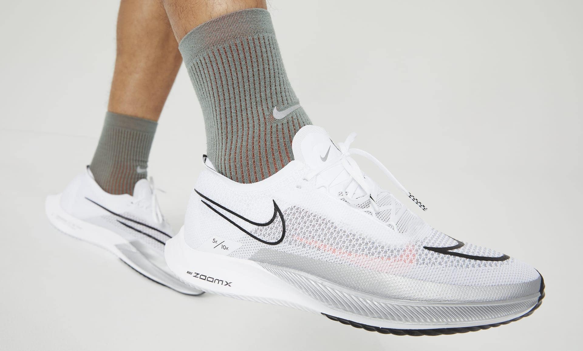 The 10 Best Nike Walking Shoes, According to Experts