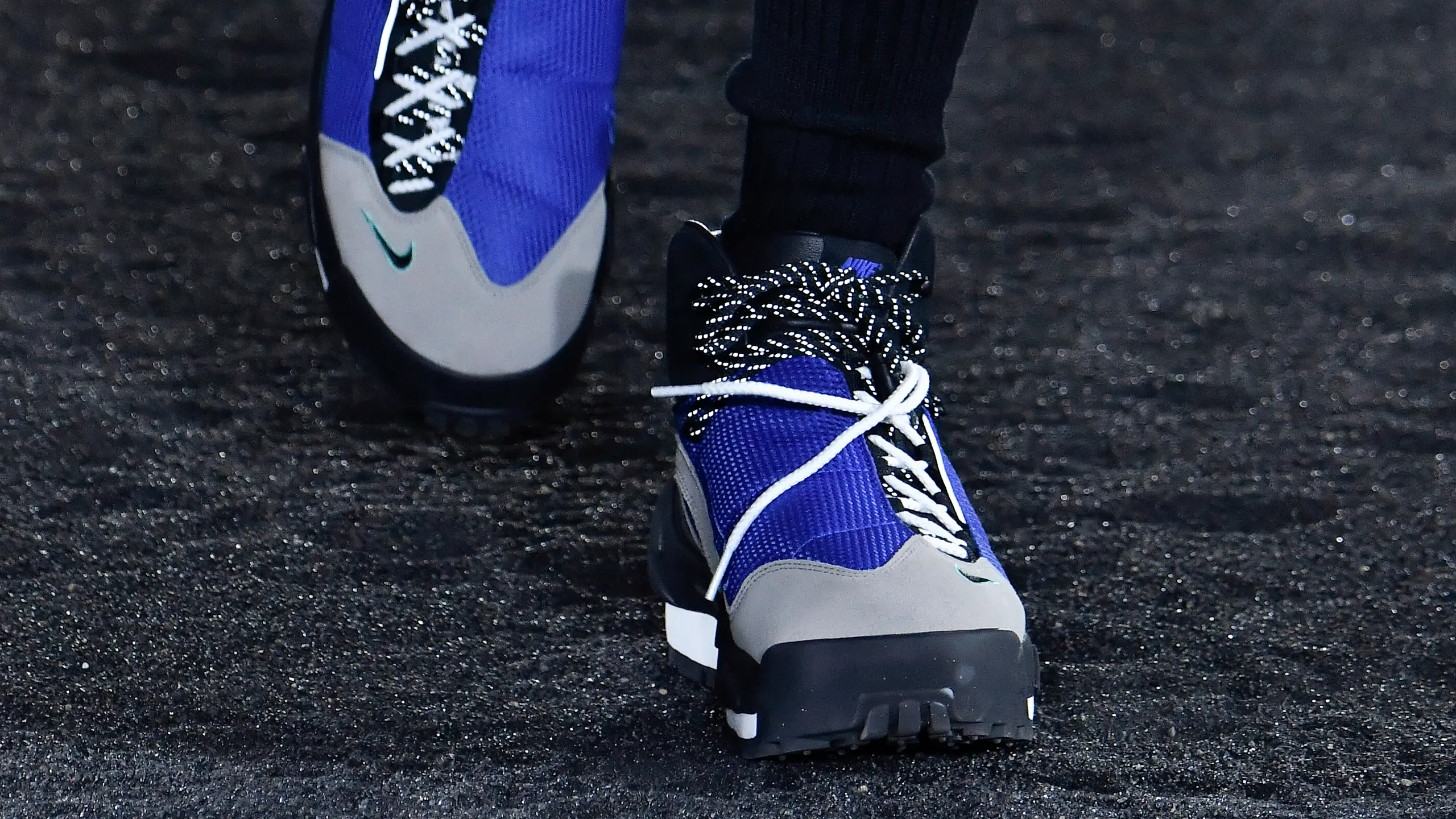 Nike court cheap x sacai