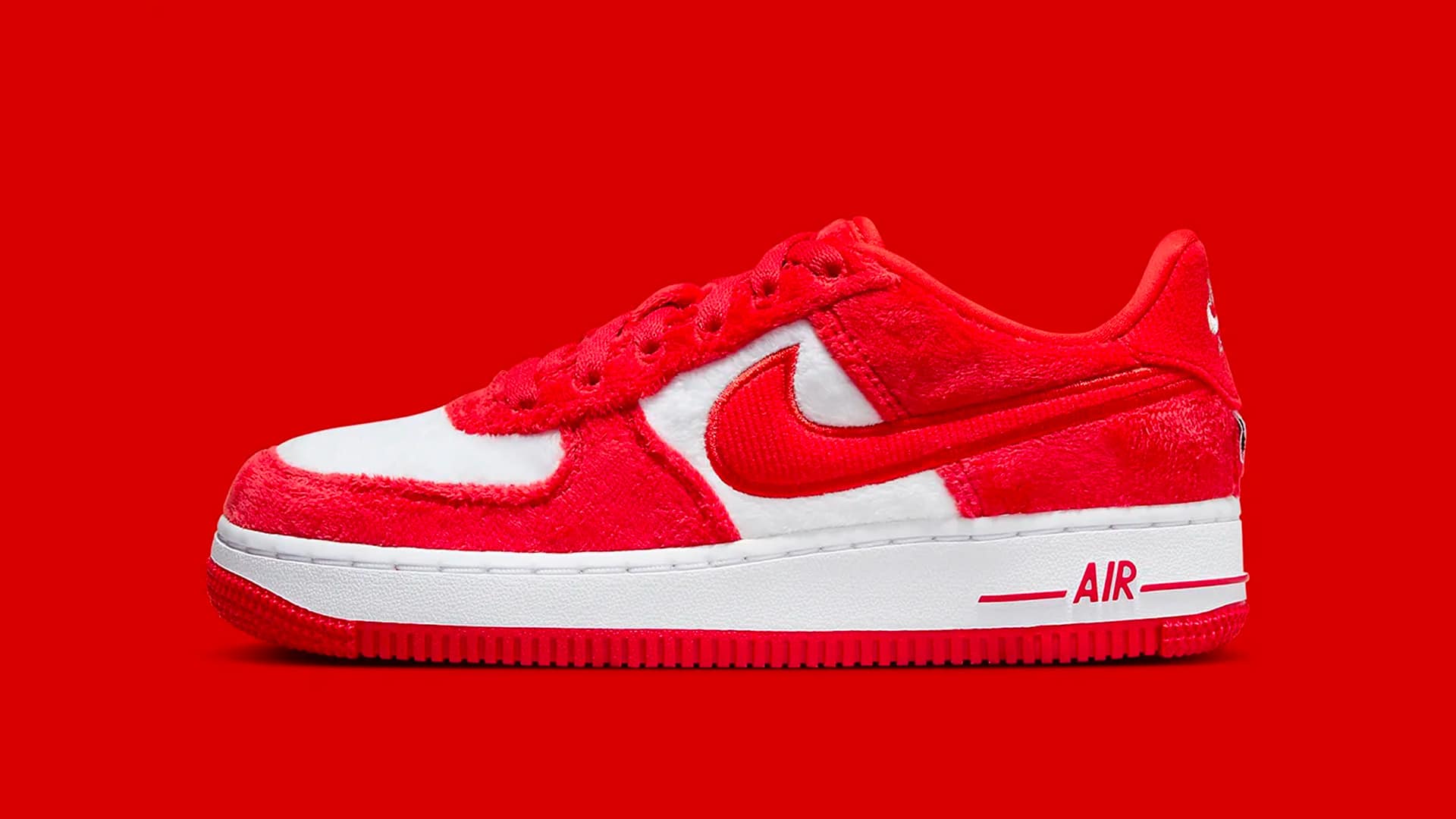 Nike air force logo rouge hot sale