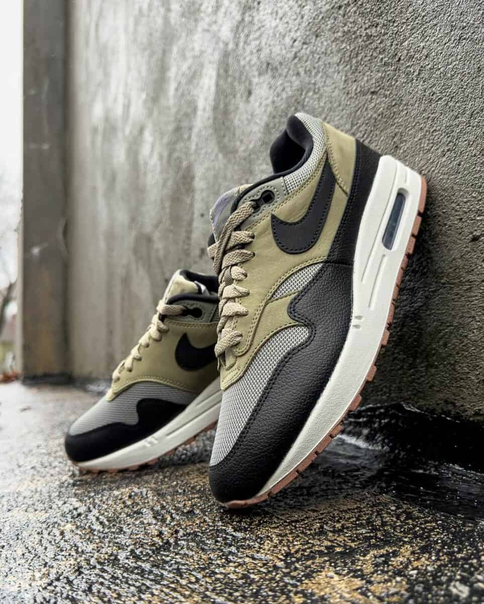 Air Max 1 Neutral Olive and Black"

