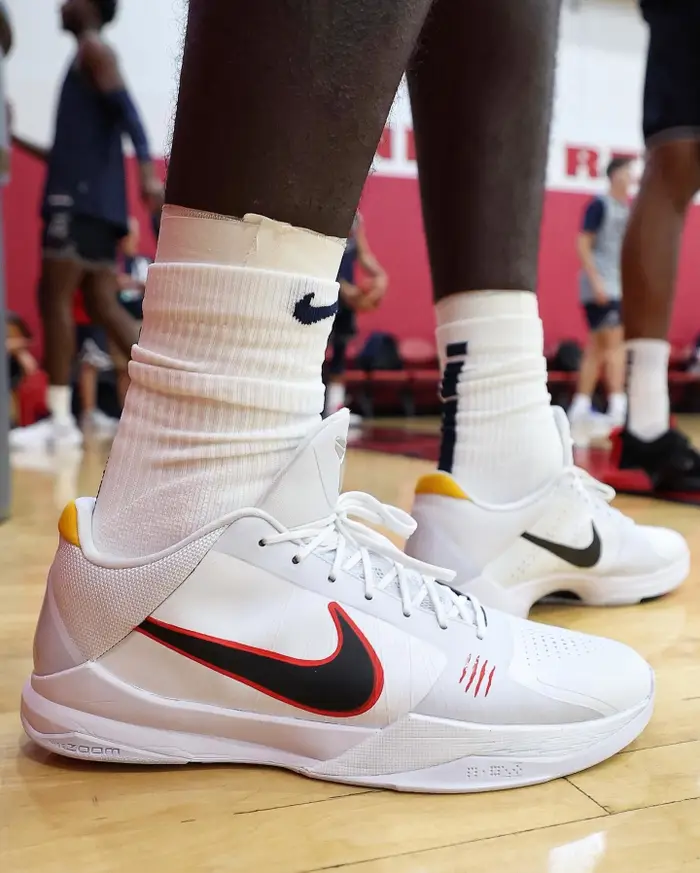 Is Nike Releasing A New Kobe 5 Protro "Bruce Lee" Sneaker