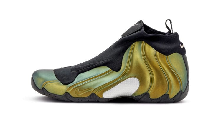 Nike Air Flightposite "Metallic Gold" Gears for a Comeback