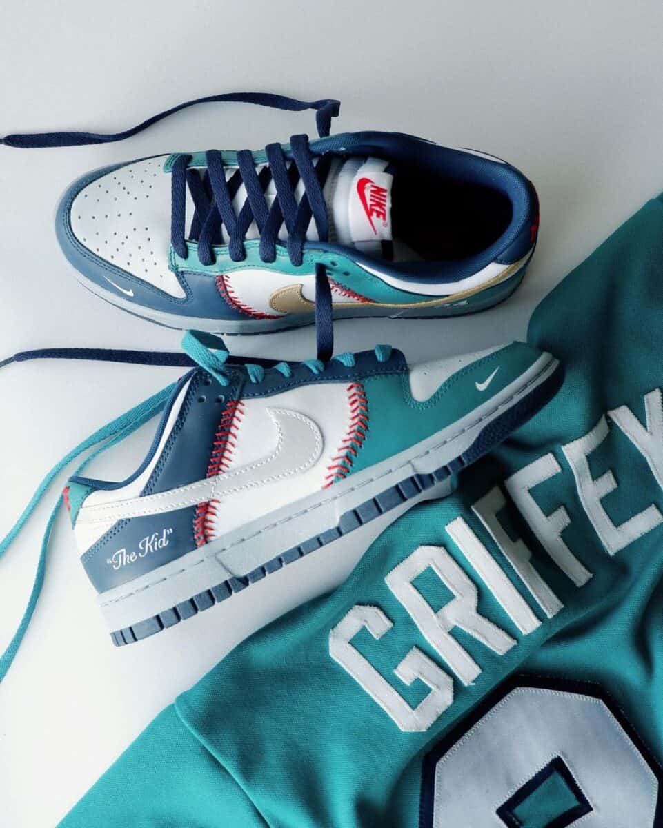 Custom “Griffey” Nike Dunk Get A Limited Restock