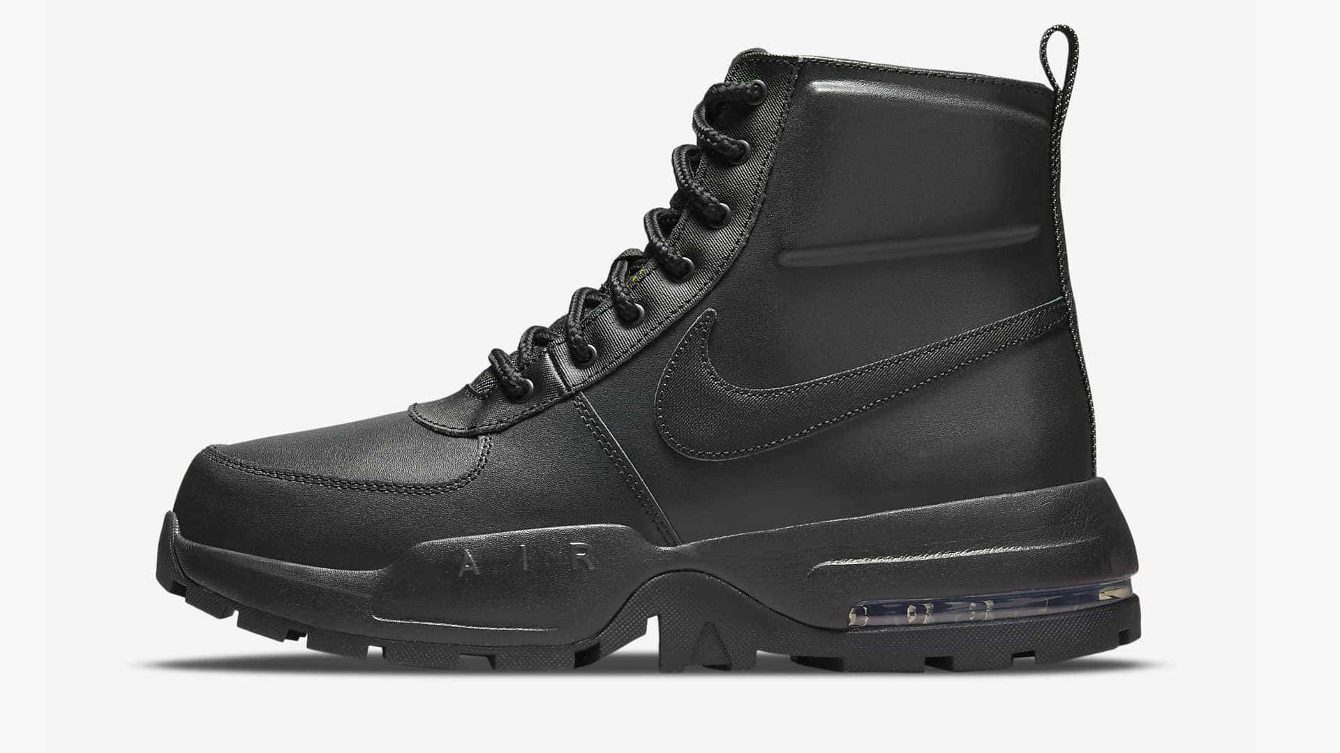 warm nike boots