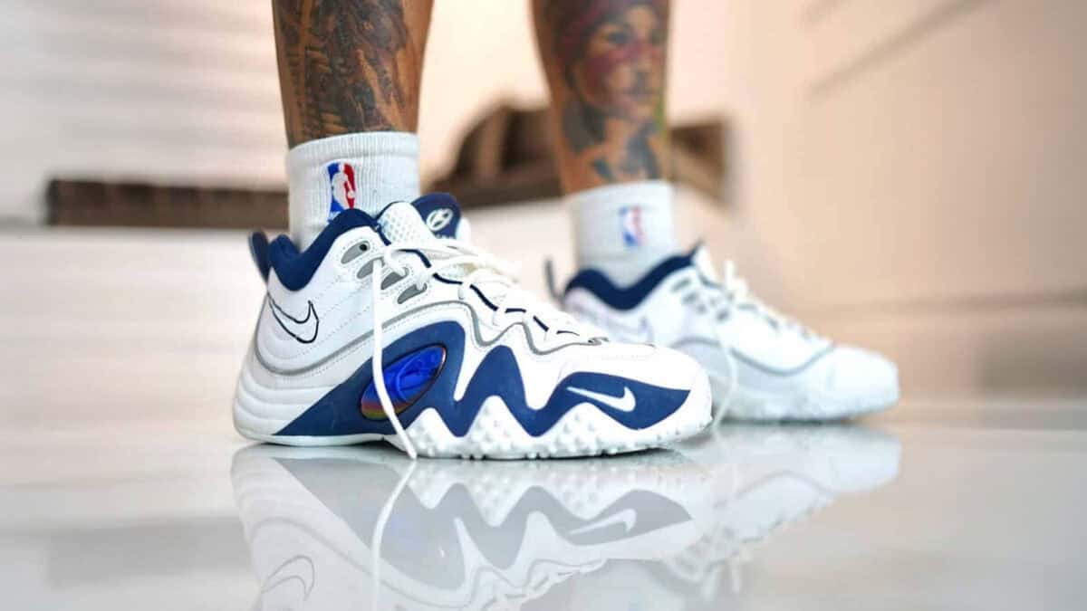 Nike Air Zoom Flight 5 ホワイト/ネイビー DS 2004 Nike Air Zoom Flight Five B JASON KIDD Size 13 Navy 624055