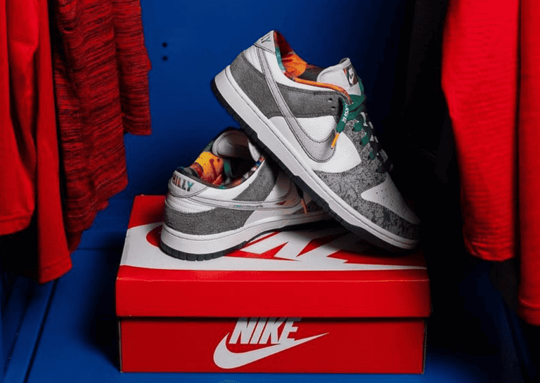 Nike Dunk Low “Philly”