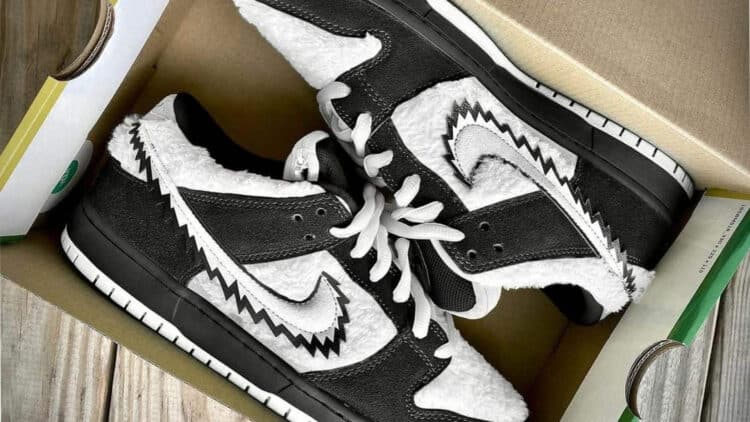 Nike SB Dunk Low x Grateful Dead "Panda Bears" Are Beautiful