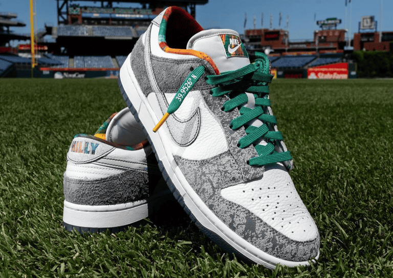 Nike Dunk Low “Philly”