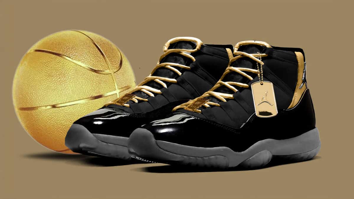 all gold jordan 11