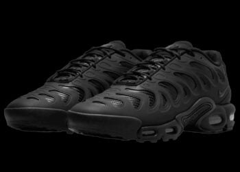 The Air Max Plus Drift "Triple Black" Is Fit For A Superhero