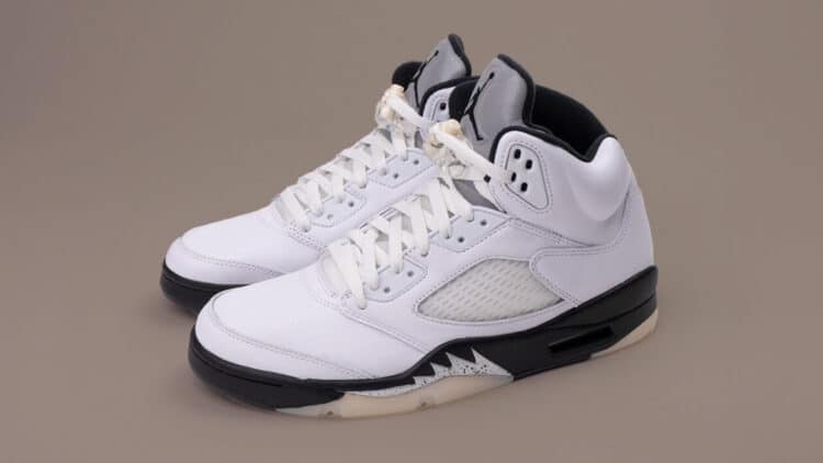 More-Details-About-The-Air-Jordan-5-'White-Black'