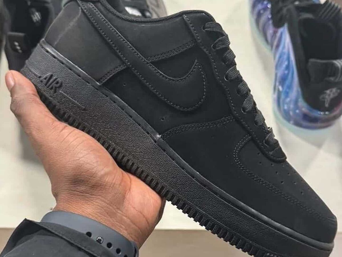 vantablack air force 1