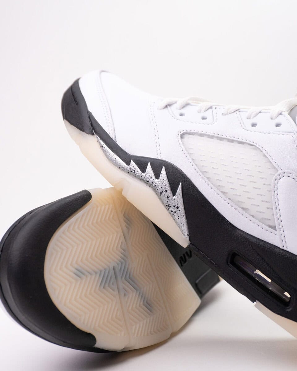 Air Jordan 5 "White Black"