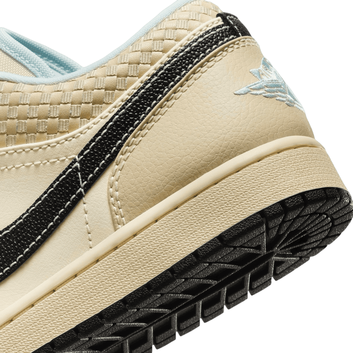 Air Jordan 1 Low SE “Coconut Milk/Black