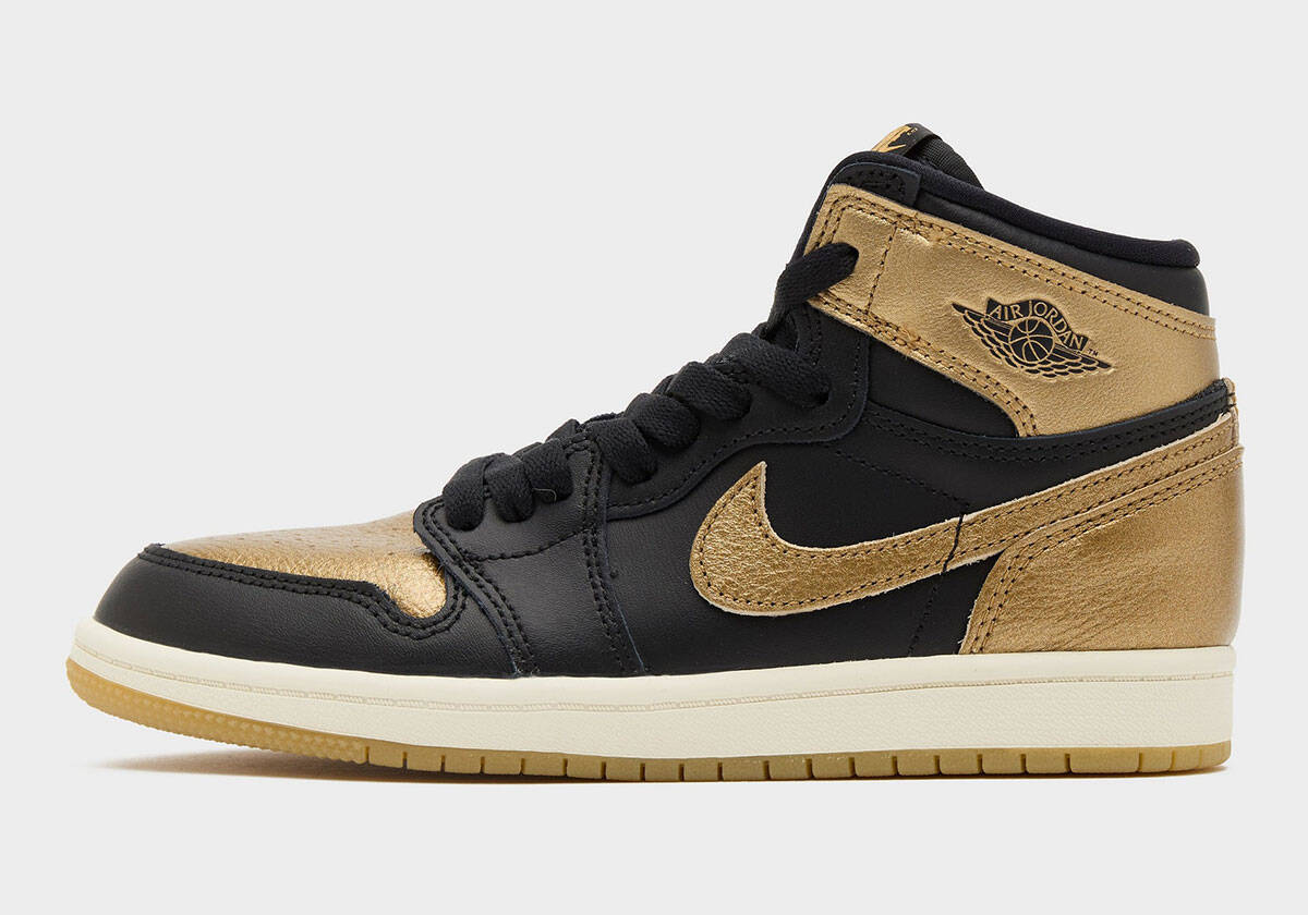 Air Jordan 1 High OG “Metallic Gold”