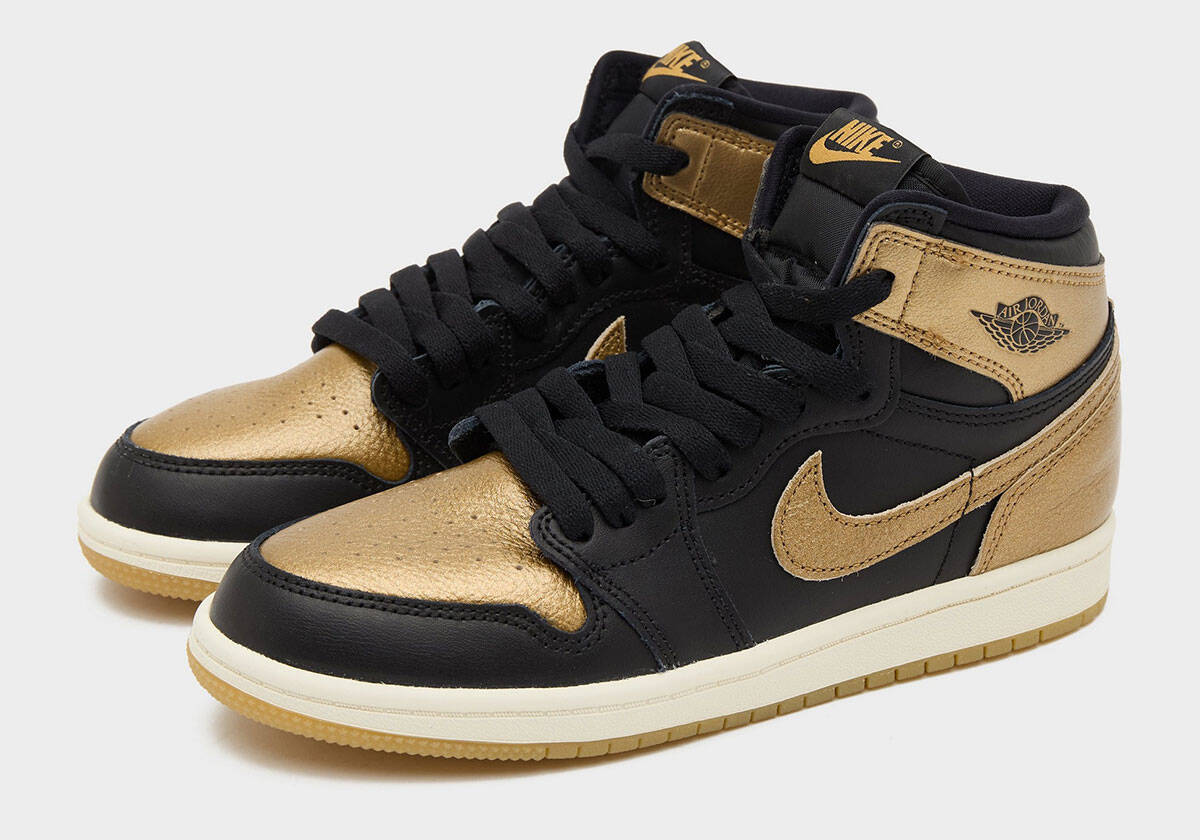 Air Jordan 1 High OG “Metallic Gold”