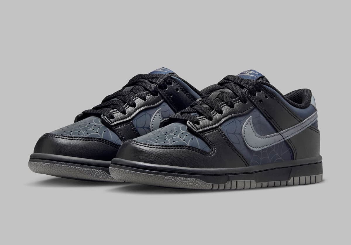 Nike Dunk Low "Black Spider-Man"