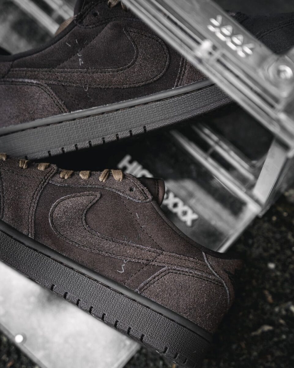 Travis Scott x Air Jordan 1 Low "Triple Brown"