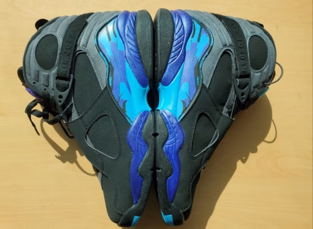 Air Jordan 8 “Aqua”