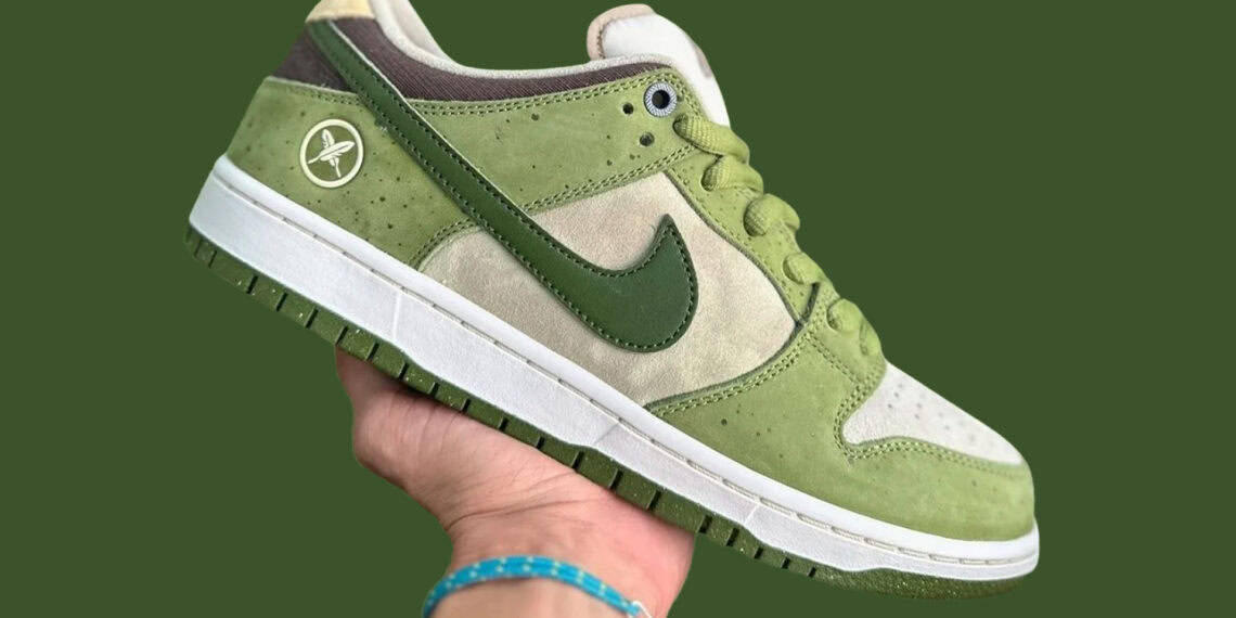 dunk low toy story