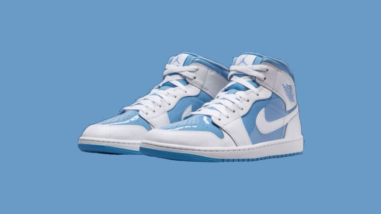 Air Jordan 1 Mid "Legend Blue" 