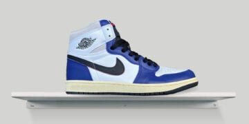 Air Jordan 1 High OG Rare Air "Deep Royal Blue"