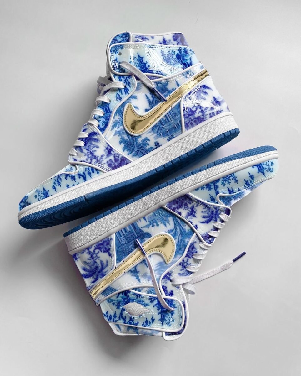 "Chinese Blue Porcelain" Air Jordan 1 High