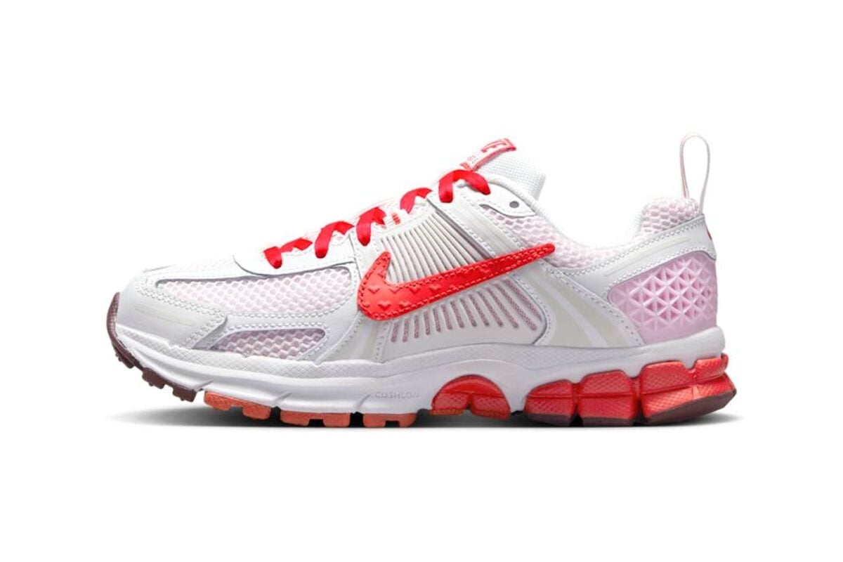 Nike Zoom Vomero 5 Valentine's Day