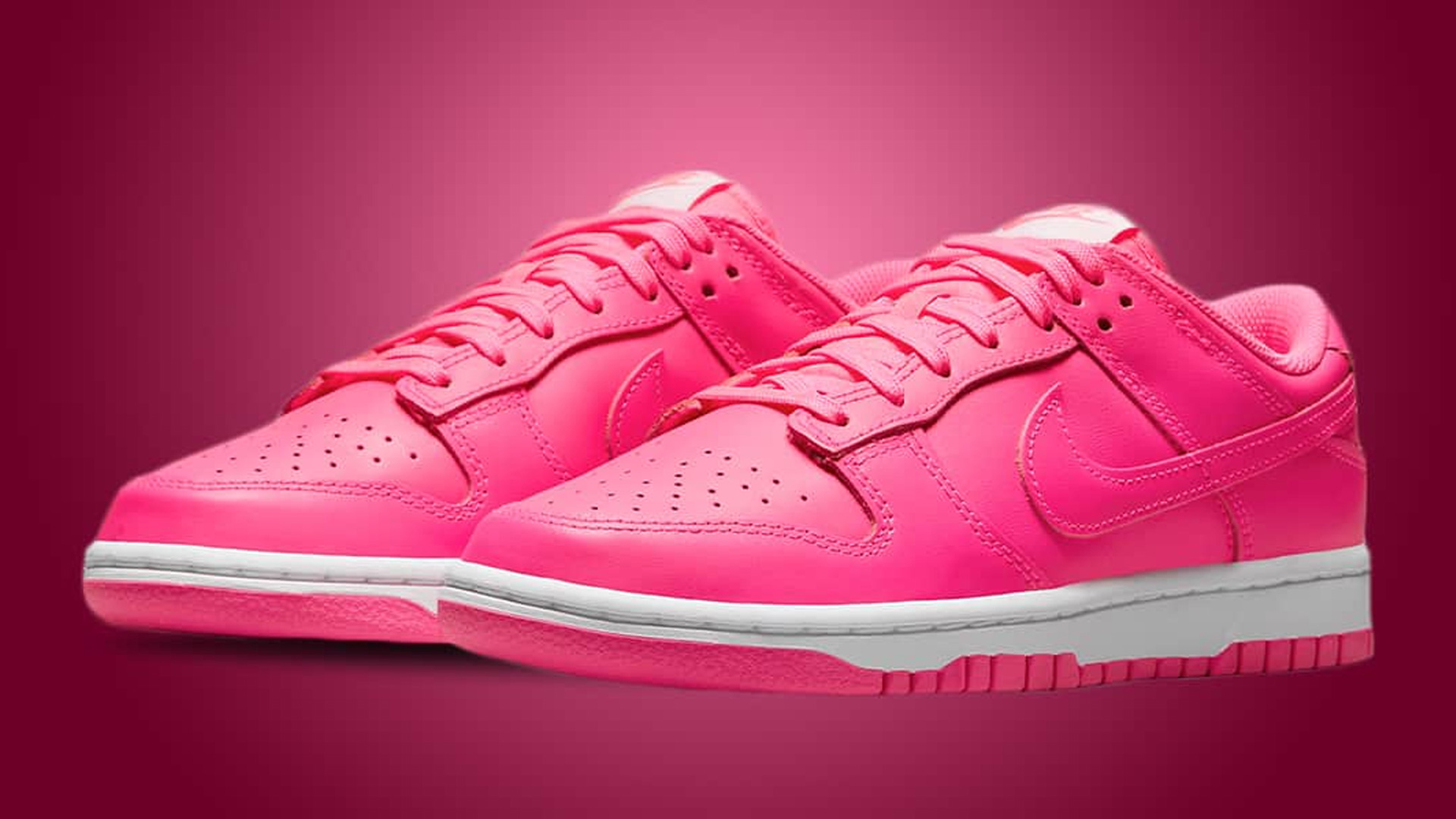 Nike Dunk Low Hyper Pink