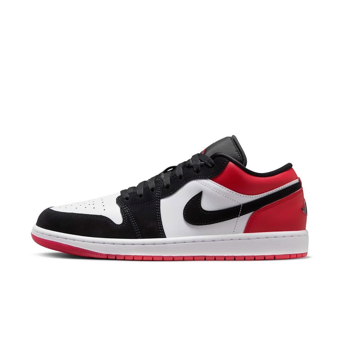 Air Jordan 1 Low "Black Toe"