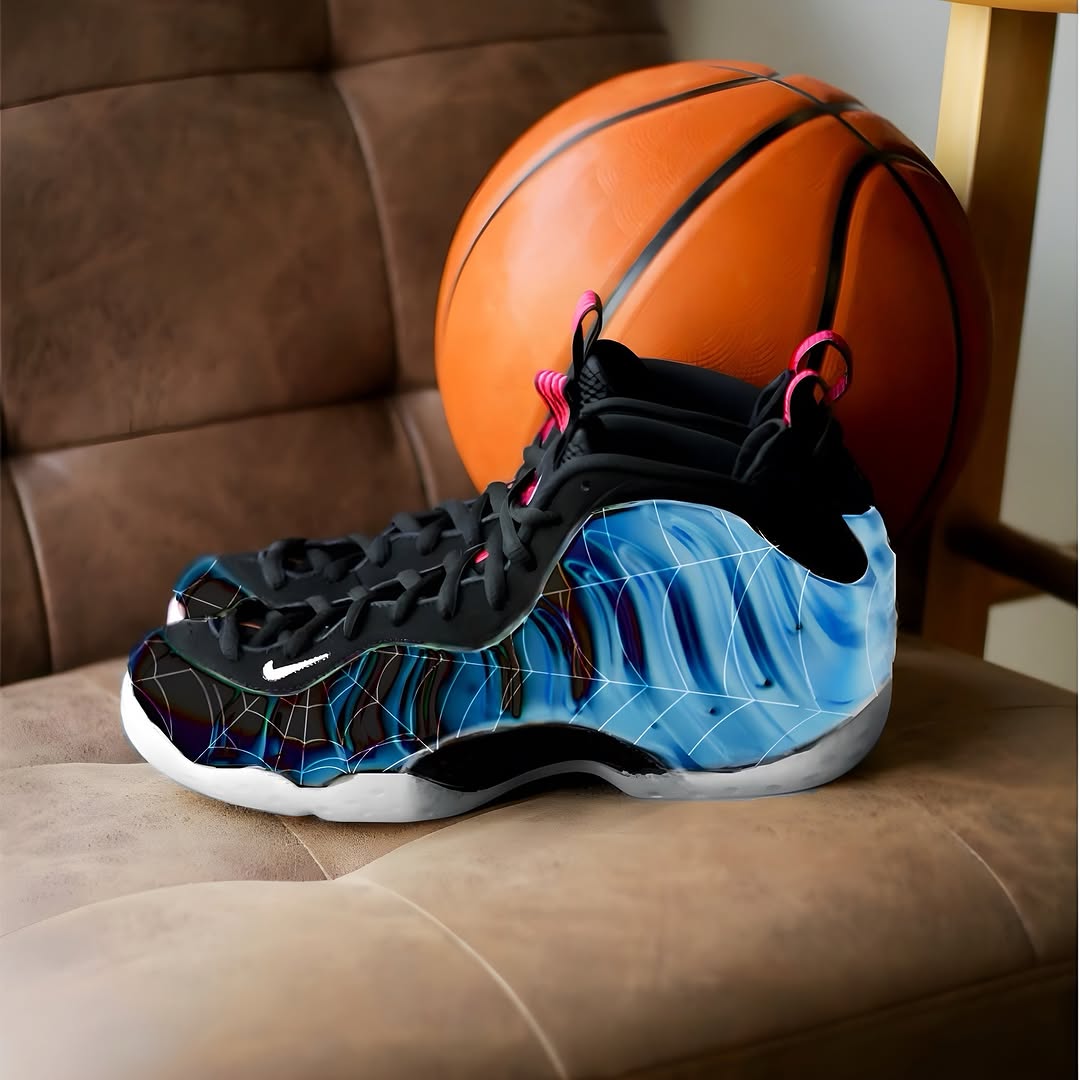 Nike Foamposite One "Venom" 