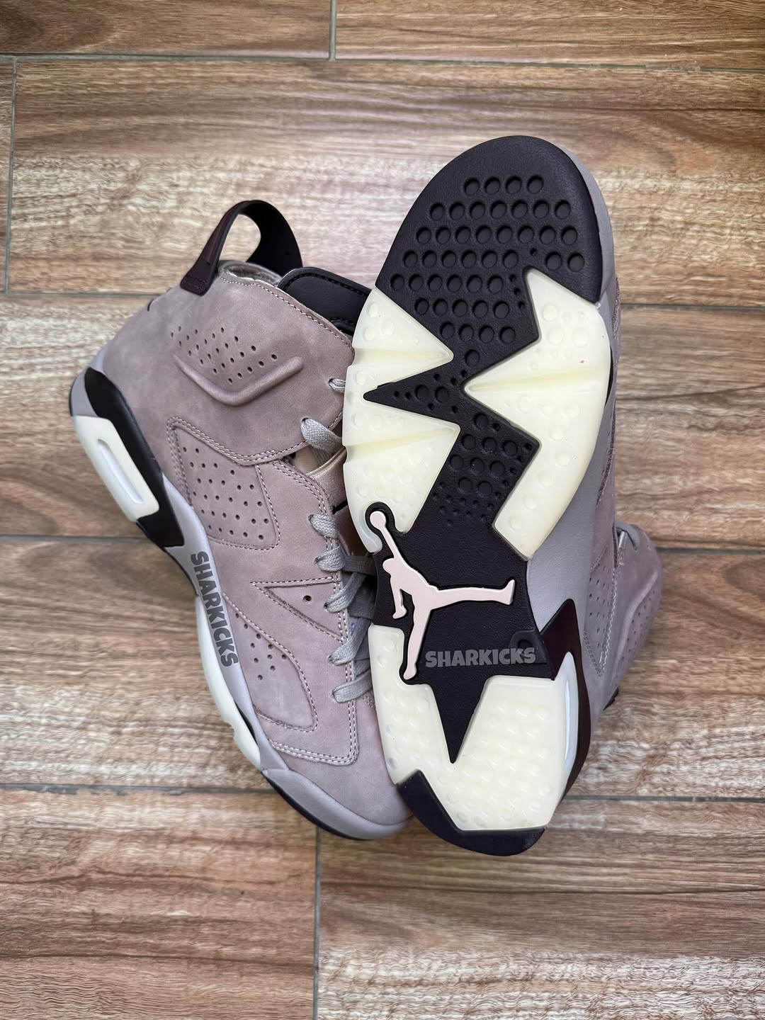 A Ma Maniere x Air Jordan 6 “vapor mauve”