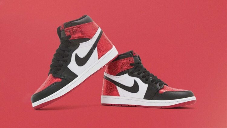 Air Jordan 1 High OG Varsity Red