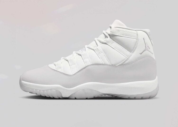 Air Jordan 11 Grand Finale