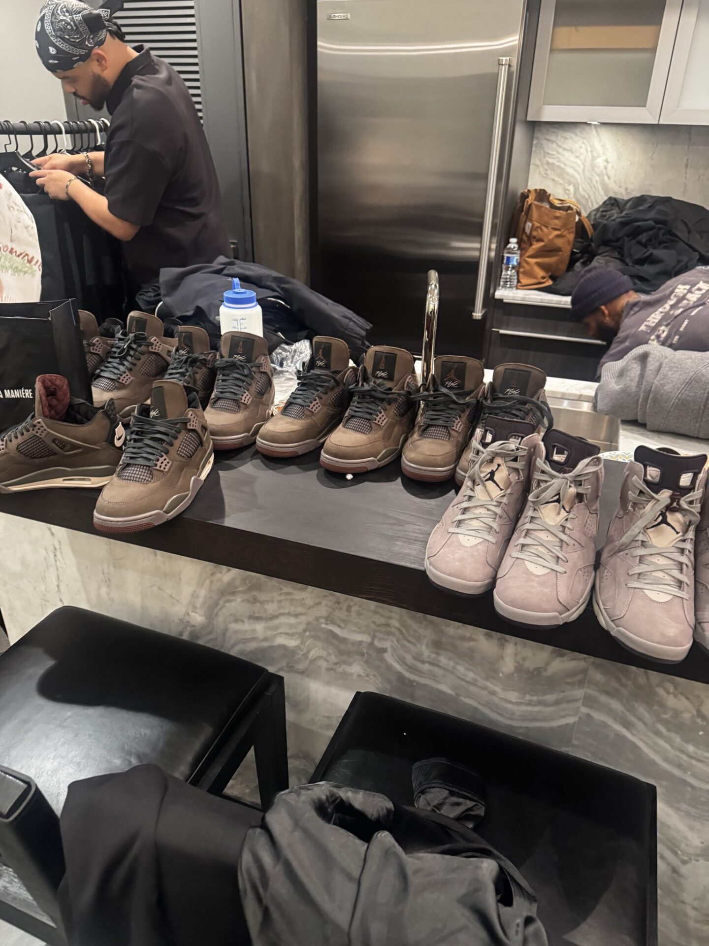 A Ma Maniere x Air Jordan 4 “Dark Mocha”