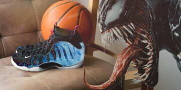 Nike Foamposite One Venom sneakers