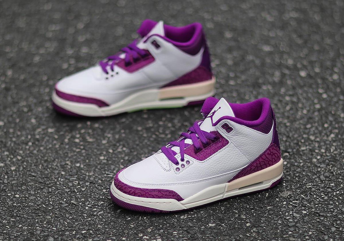 Air Jordan 3 "Vivid Purple"