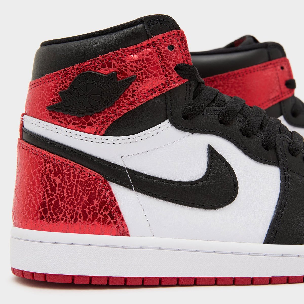 Air Jordan 1 High OG “Varsity Red”