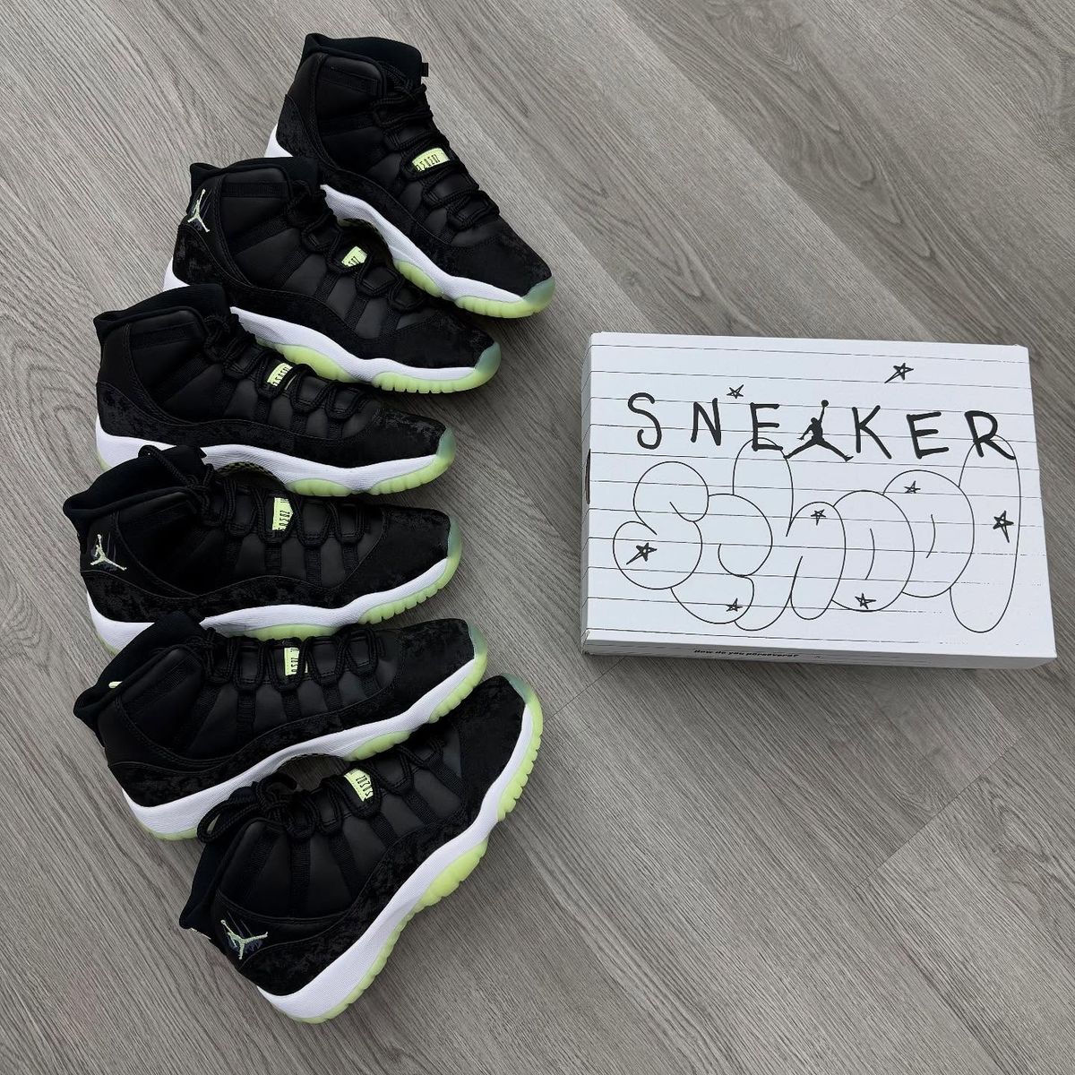 AIR JORDAN 11 "SNEAKER SCHOOL"