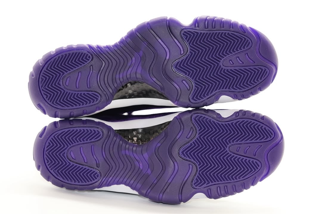 Jordan 11 "Purple Rain"