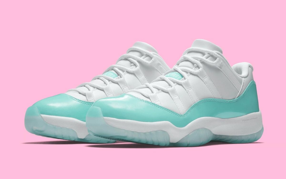 Air Jordan 11 Low “Igloo”