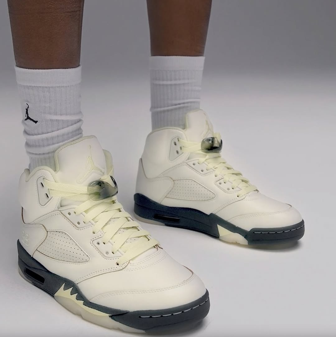  Air Jordan 5 "Luminous Green" 