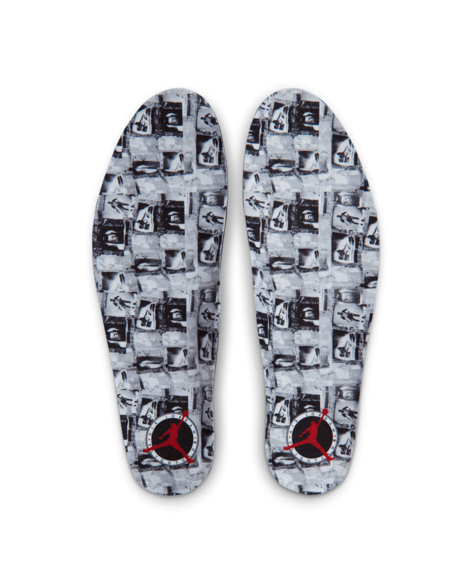 Air Jordan 4 "Flight Club"