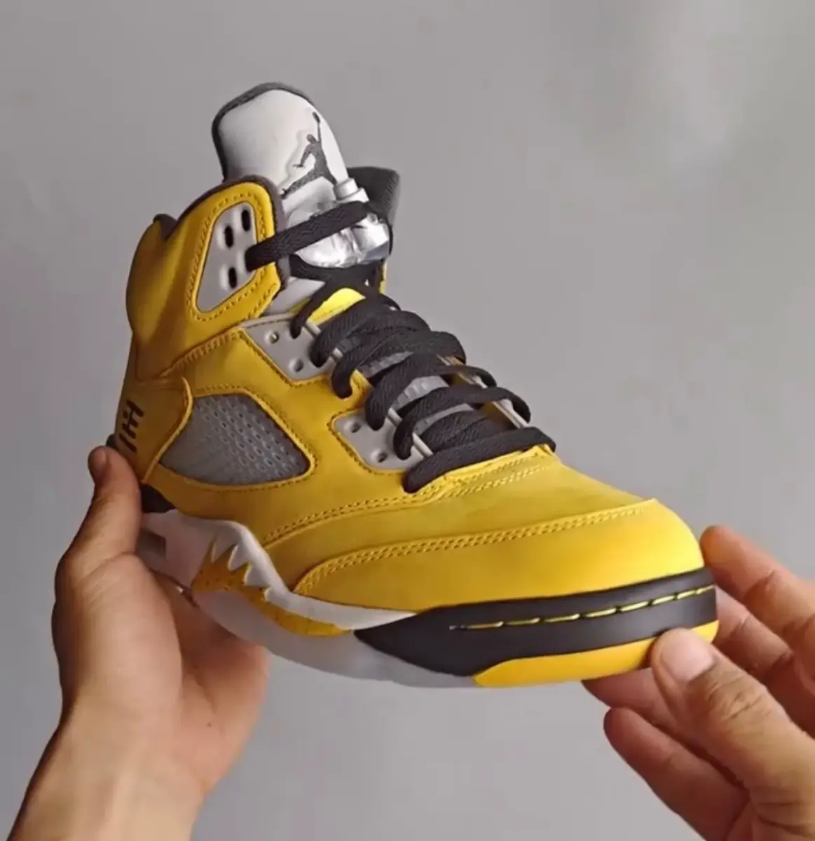 Air Jordan 5 "Tokyo"