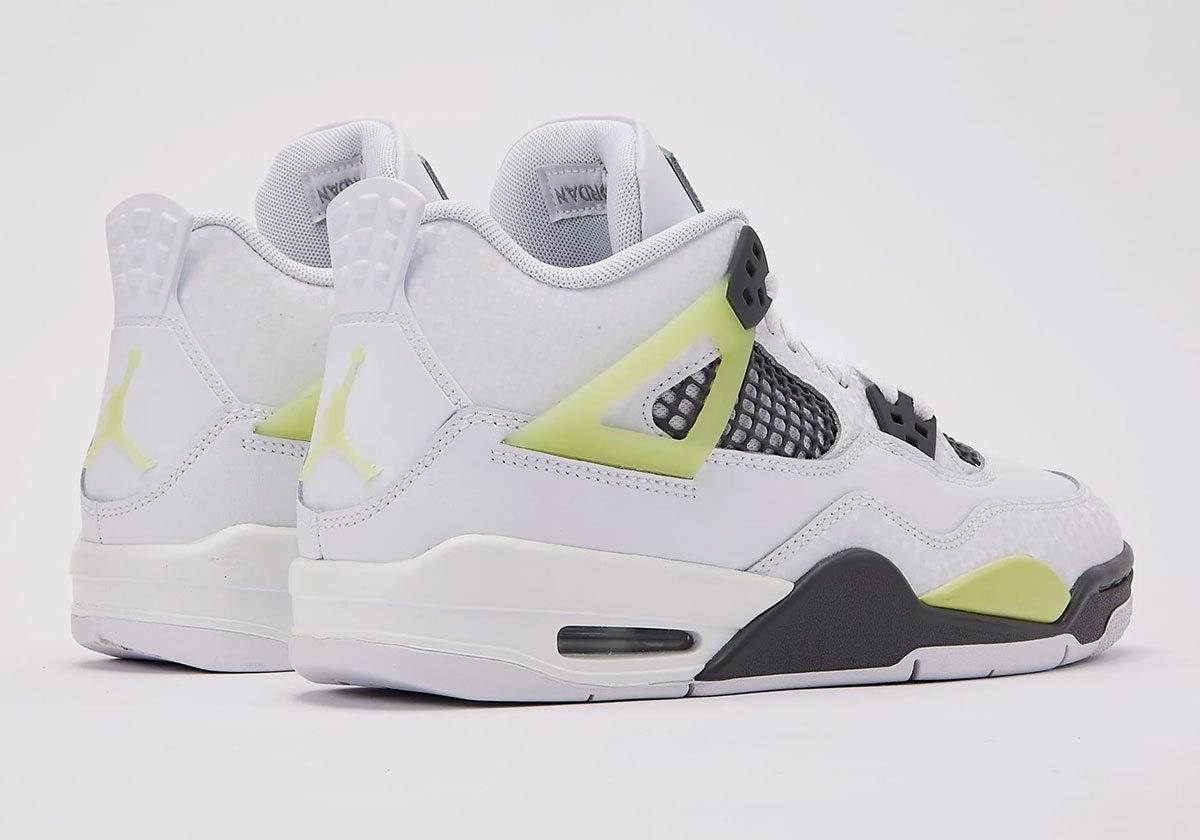 Air Jordan 4 GS “Light Lemon Twist”