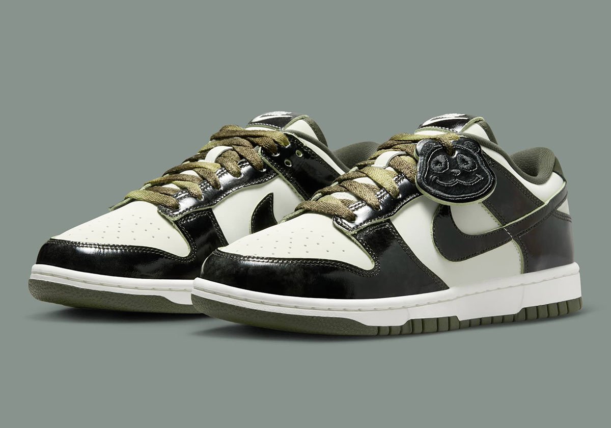 Nike Dunk Low SE “Panda”