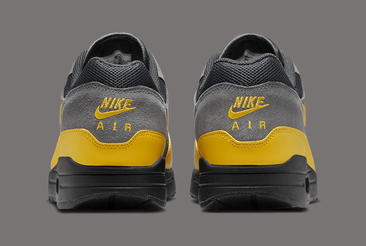 Nike Air Max 1 "Batman"