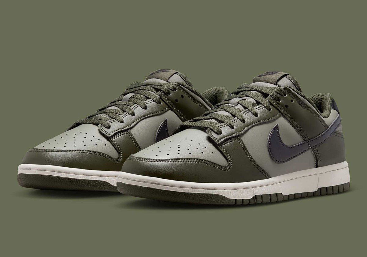 Nike Dunk Low "Cargo Khaki"