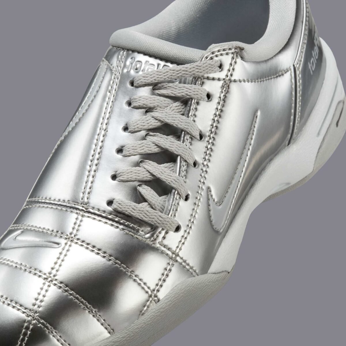 Nike Total 90 III “Metallic Platinum”